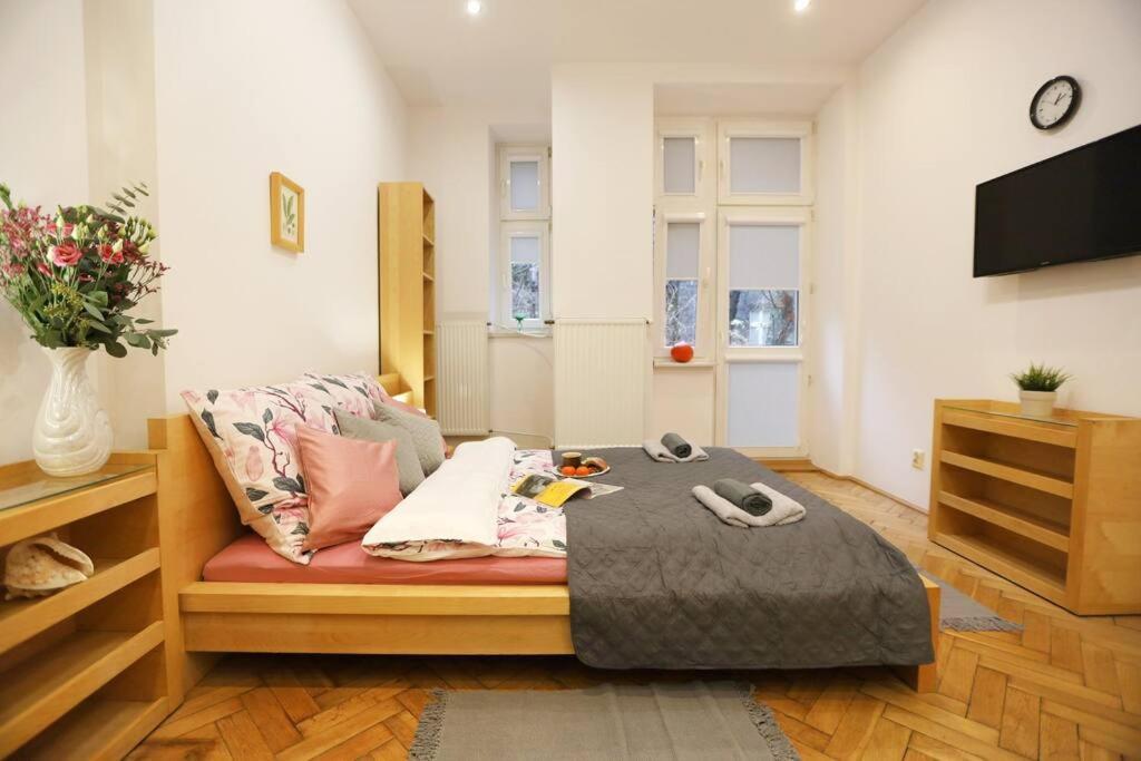 Batorego Cosy Apartment 2 Cracovia Exterior foto